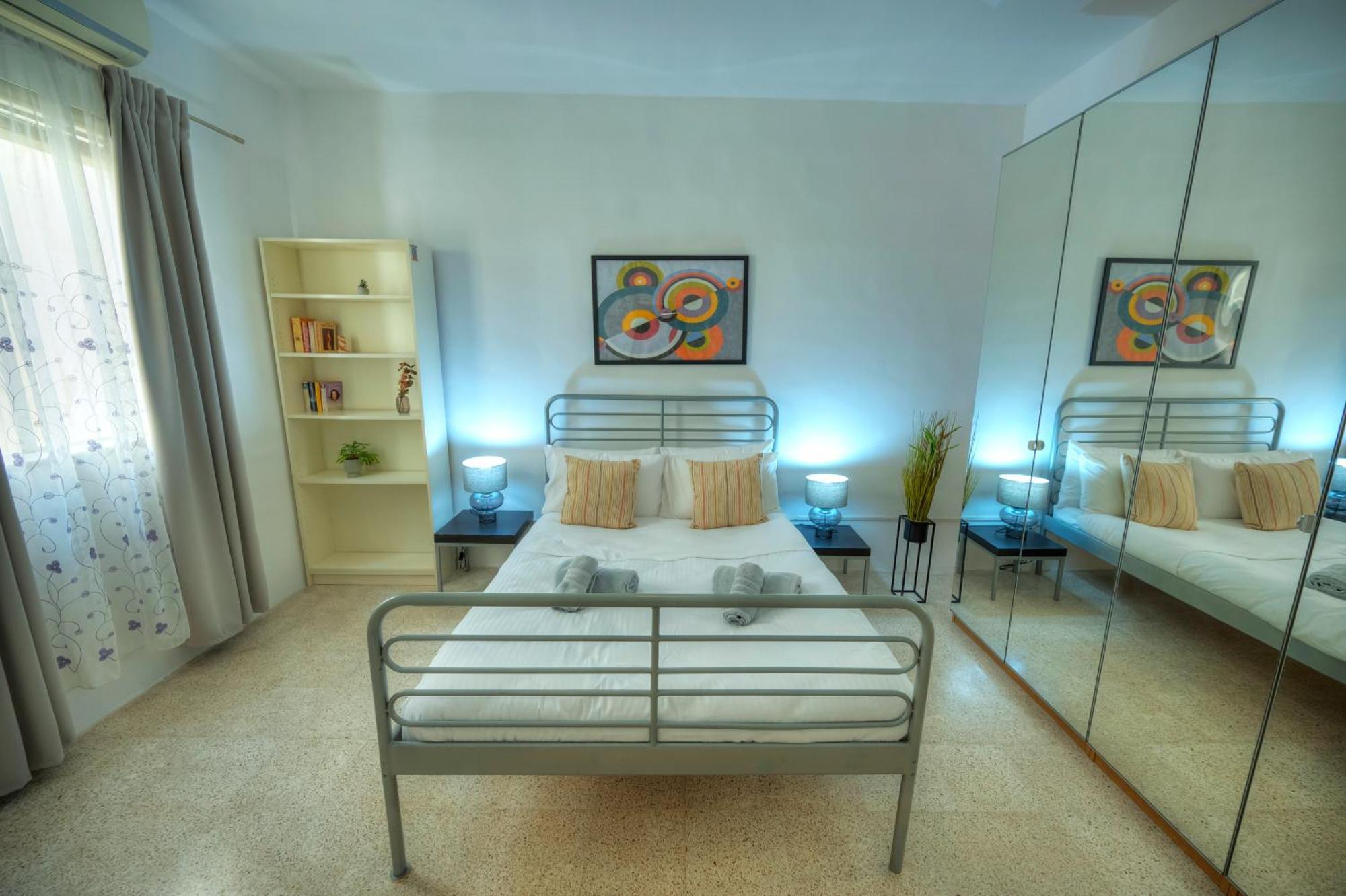 Spacious, Cozy 2bedroom Near Seafront Mkim1-1 *